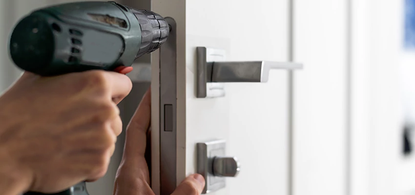 Locksmith For Lock Replacement Near Me in Davis, CA