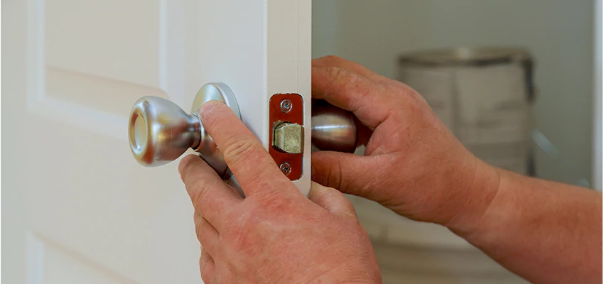 AAA Locksmiths For lock Replacement in Davis, California