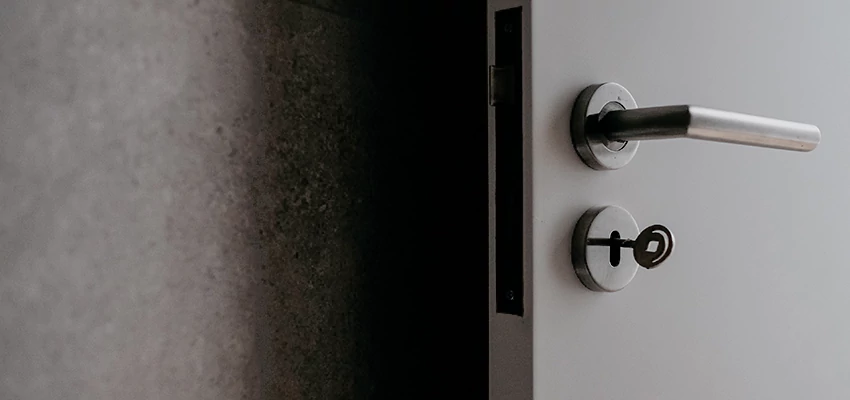 Front Door Handle Repair And Installation in Davis, CA